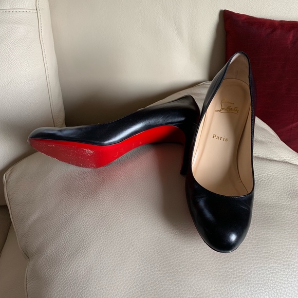 Christian Louboutin beautiful black pumps - Picture 2 of 4